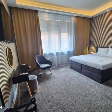 B&B Centar Zagabria Esterno foto